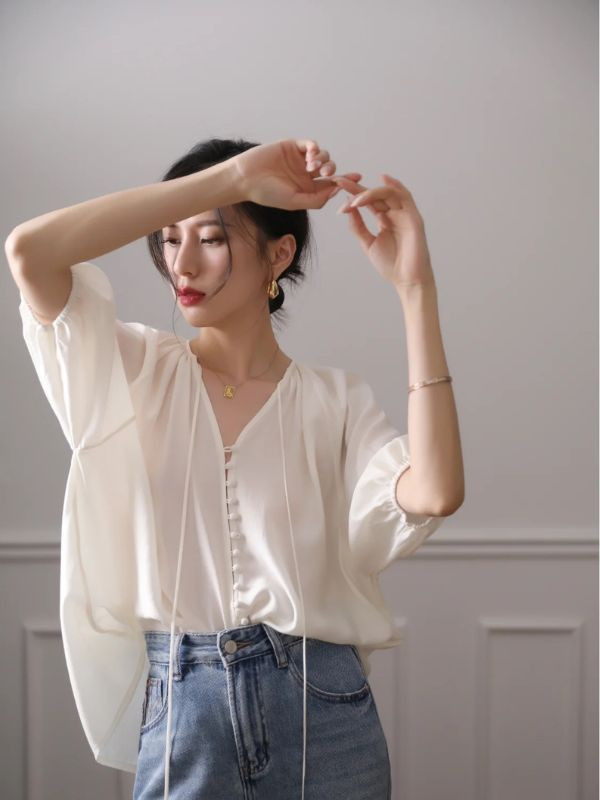 Áo sơ mi cúc bọc tay bồng dáng lỡ