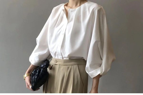 Áo sơ mi trắng tay lỡ cổ ly
