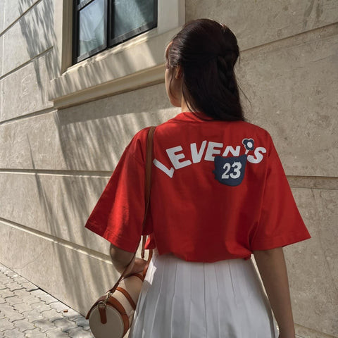 Mix Baby Tee Với Chân Váy Ngắn