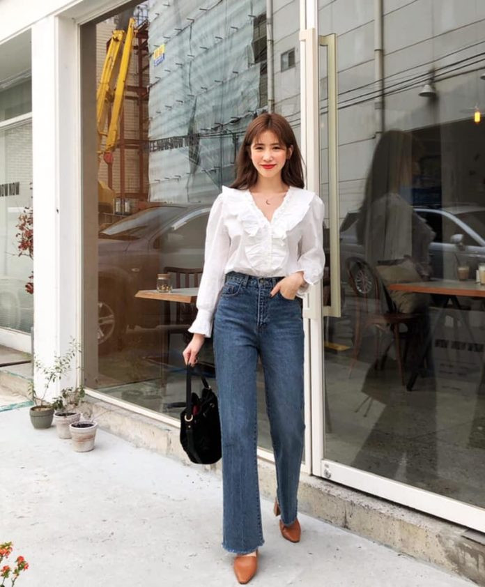 Phối đồ ngày 20/10 với quần jeans