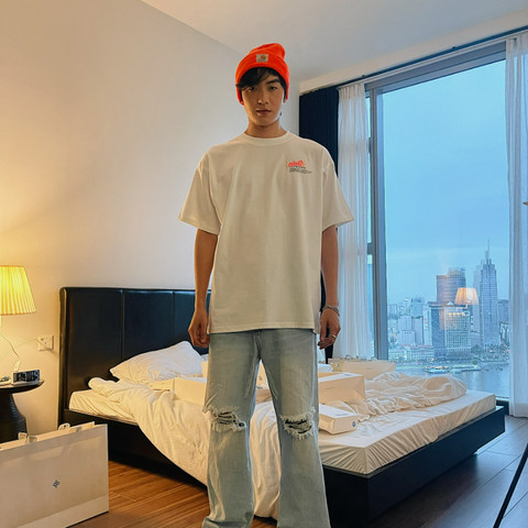 Minimalist Style – Phong cách thời trang hiện đại tối giản