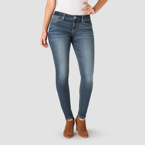 Quần Skinny là gì? Gợi ý mix and match skinny jeans thời trang