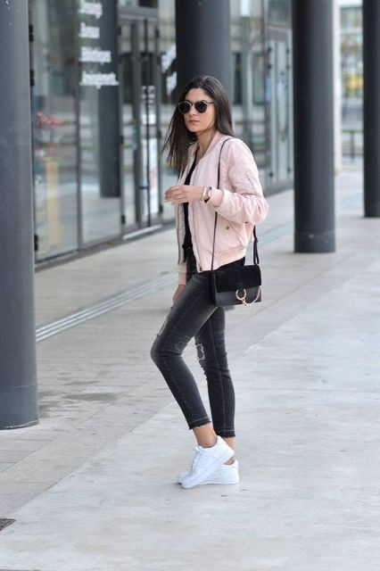 Quần Skinny là gì? Gợi ý mix and match skinny jeans thời trang