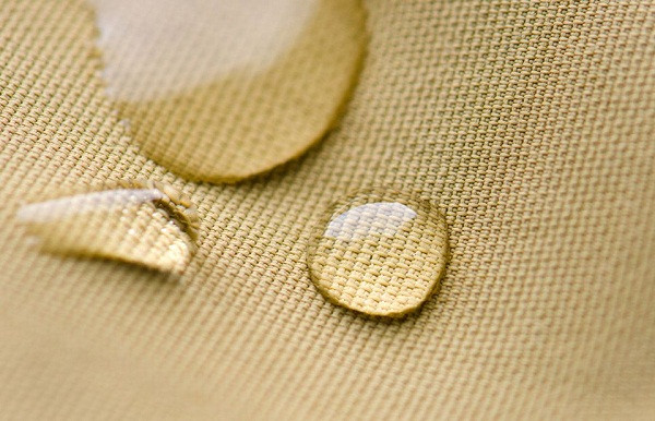 Vải polyester là gì? Ứng dụng và ưu nhược điểm của sợi tổng hợp